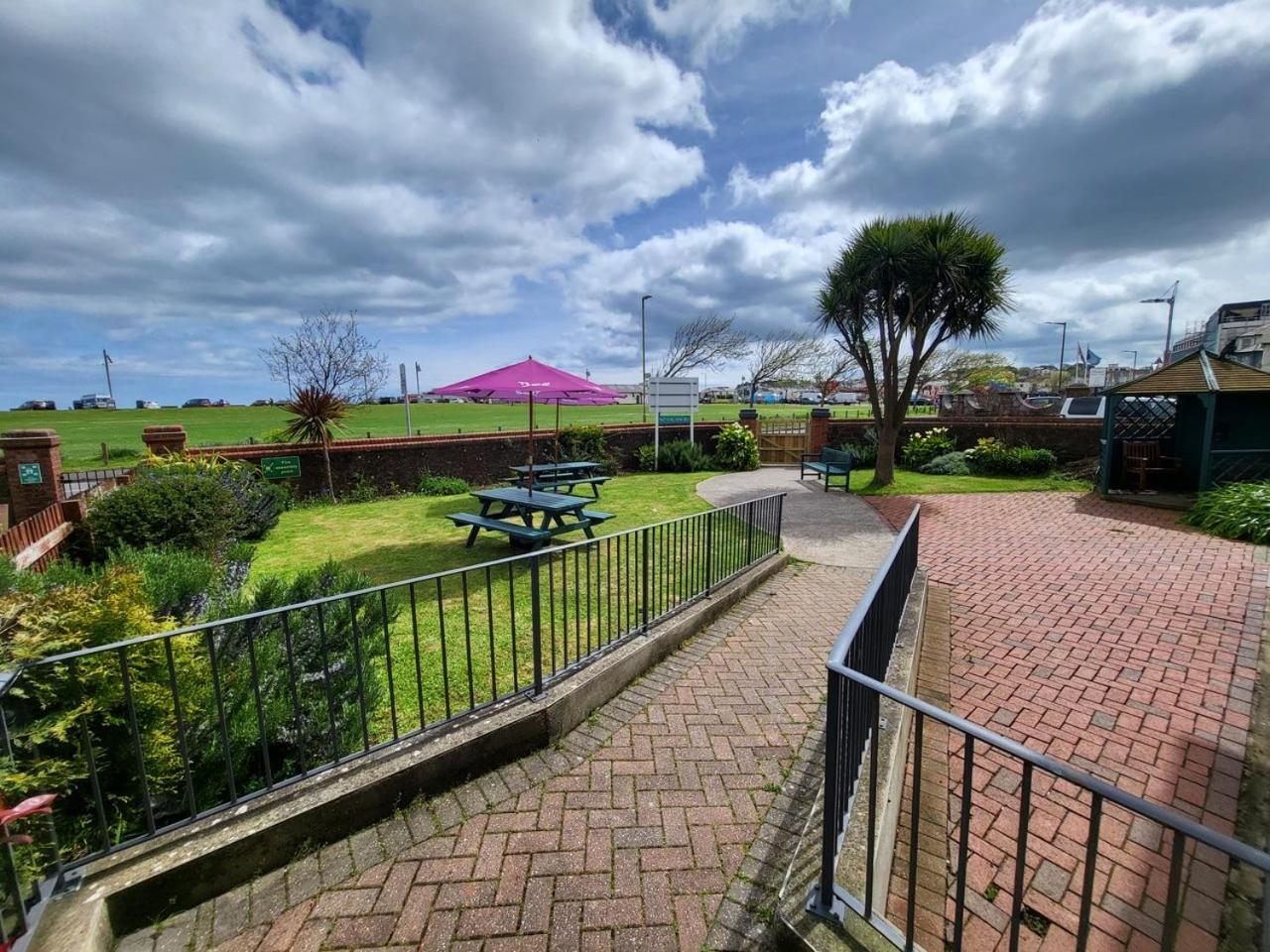 Beach Hotel Torbay B&B Paignton Eksteriør billede